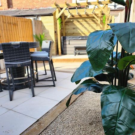 Xxhot Tubxx 4Bed Semi, Sleeps 8, 2 Bathrooms Blackpool Zewnętrze zdjęcie