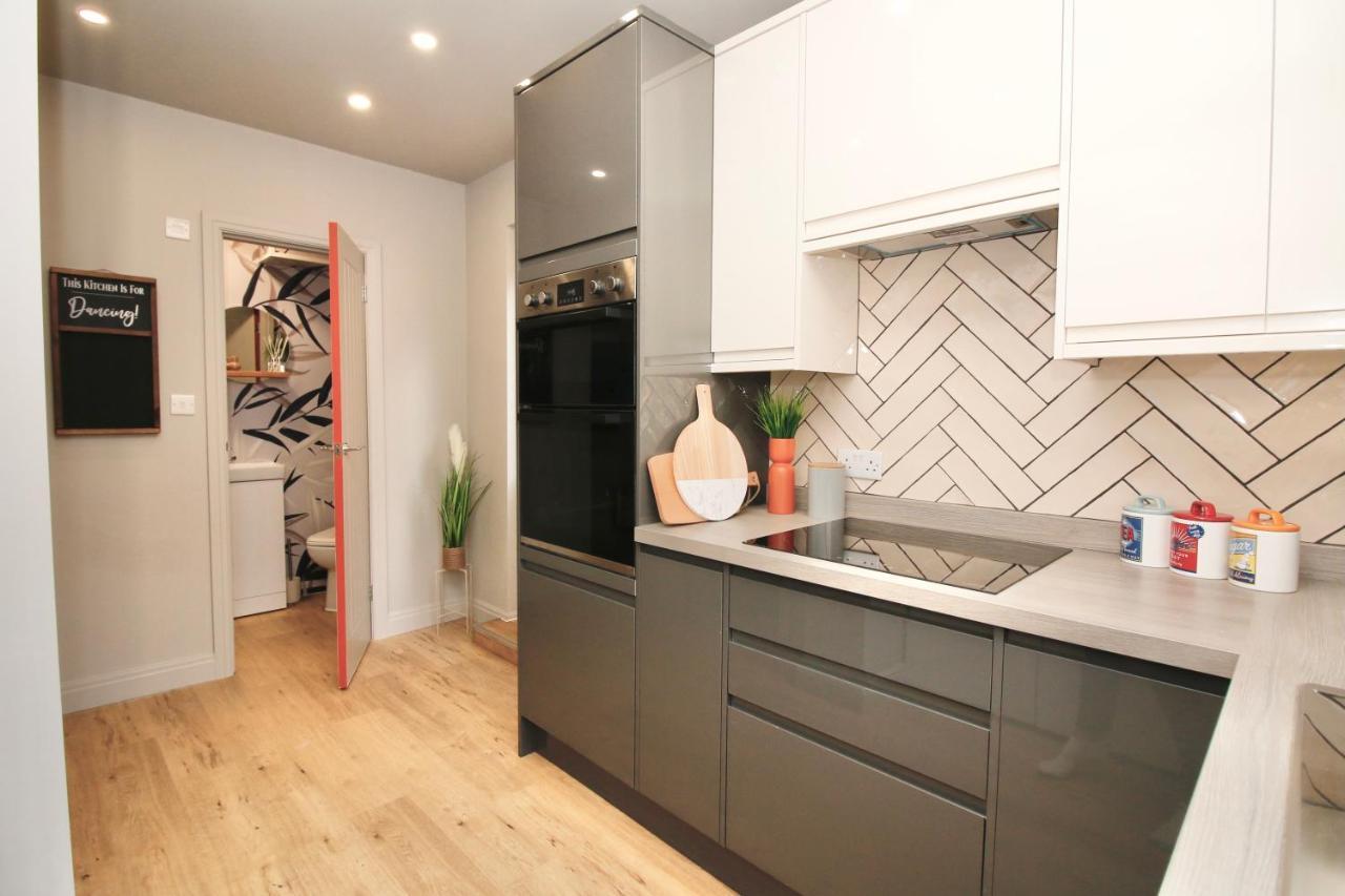 Xxhot Tubxx 4Bed Semi, Sleeps 8, 2 Bathrooms Blackpool Zewnętrze zdjęcie